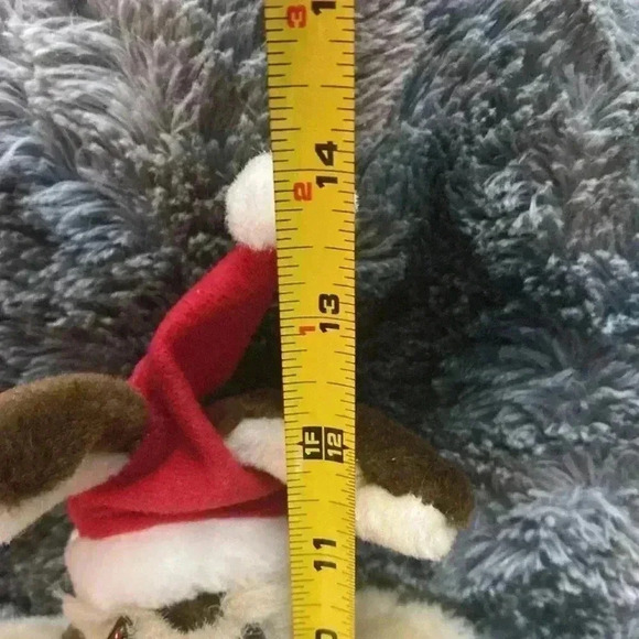 Vintage Wile E.  Coyote Plush
1997 Ace 13" With Santa Hat - Picture 15 of 16